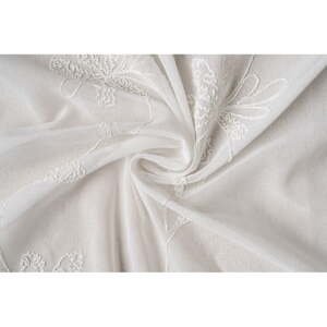 Krémovobiela záclona 140x245 cm Hazel – Mendola Fabrics