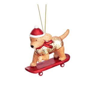 Sklenená vianočná ozdoba Skateboarding Cockapoo – Sass & Belle