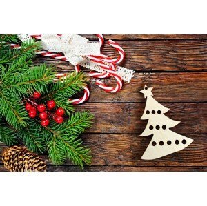 Vianočná ozdoba z dreva v tvare stromčeka