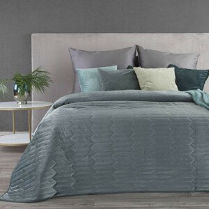 Sivo zelený zamatový prehoz na posteľ s efektom prešívania Šírka: 220 cm | Dĺžka: 240 cm
