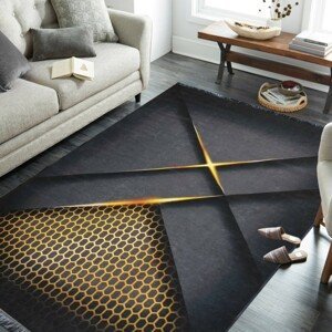 DomTextilu Originálny čierno zlatý koberec do obývačky so strapcami 39315-183224
