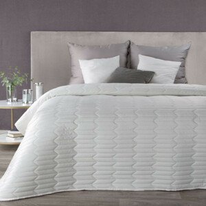 DomTextilu Krásny biely zamatový prešívaný prehoz na posteľ Šírka: 220 cm | Dĺžka: 240 cm 42568-198702