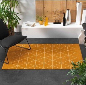 DomTextilu Horčicový koberec Yvo s jemným symetrickým vzorom v bielej farbe 50103