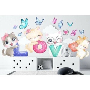 domtextilu.sk Nálepka na stenu pre dievčatá mačiatka s nápisom LOVE 80 x 160 cm