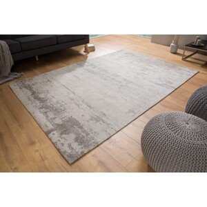 Estila Orientálny nadčasový koberec Adassil sivej farby s vintage nádychom 240cm