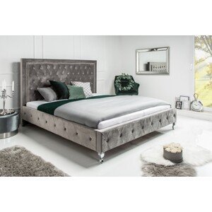 Estila Chesterfield luxusná posteľ Caledonia v striebornej farbe 160x200