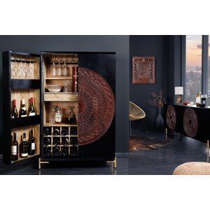 Estila Orientálna drevená barová skrinka Sallinger s ručne vyrezávaným dizajnom mandaly 140cm
