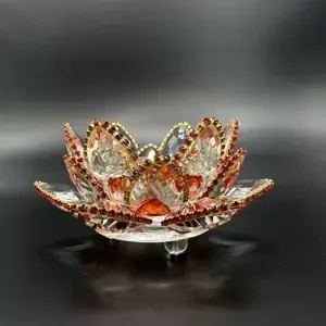 Krištáľové sklo - Svietnik lotosový kvet s minerálmi Basic, Červená