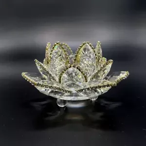 Krištáľové sklo s minerálmi - Lotosový kvet Exclusive, Bílá