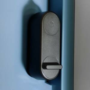 Yale Linus Smart Lock zámka dverí, antracitová