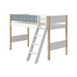 Modro-biela detská posteľ s rebríkom a nohami z brezového dreva Flexa White, výška 143 cm