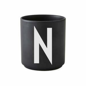 Čierny porcelánový hrnček Design Letters Alphabet N 250 ml