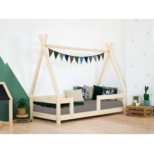 Benlemi Detská drevená posteľ NAKANA v tvare teepee s bočnicou Zvoľte farbu: Nelakovaná, Rozmer: 120x180 cm